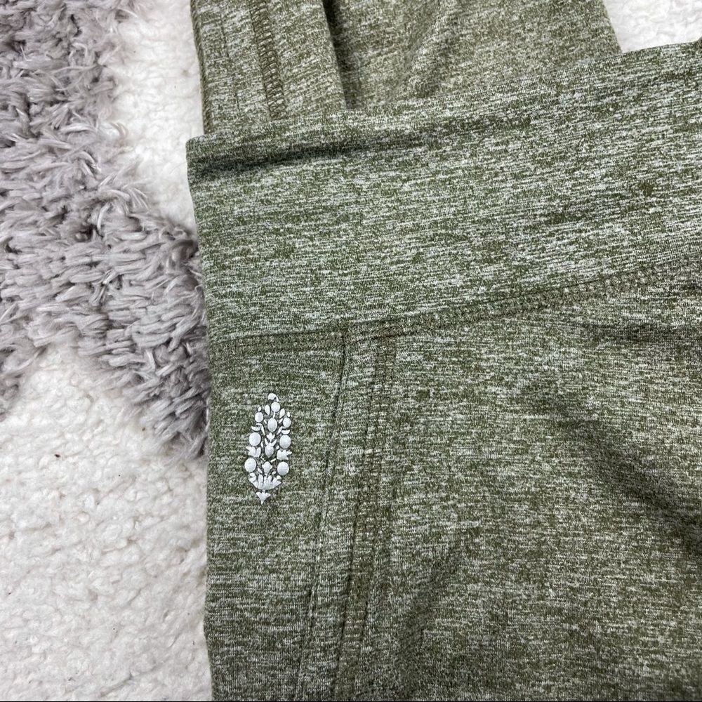 Women’s Free People Leggings  - Picture 4 of 5